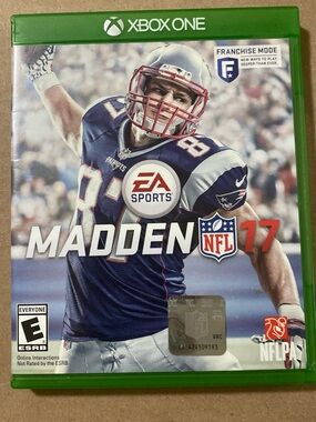 Madden NFL 17 Xbox One - EA Sports ft Gronk !